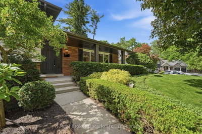 571 Leonard Court • Burlington, ON photo 5
