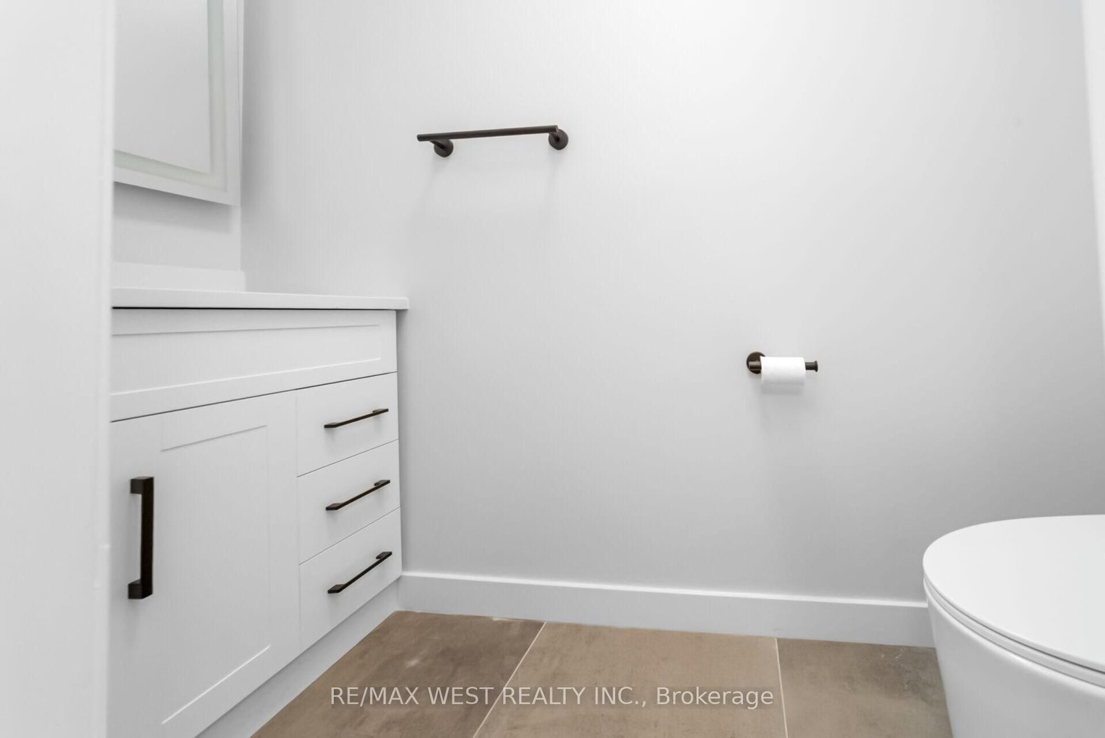 5843 Rainspring Drive • Mississauga, ON photo 19