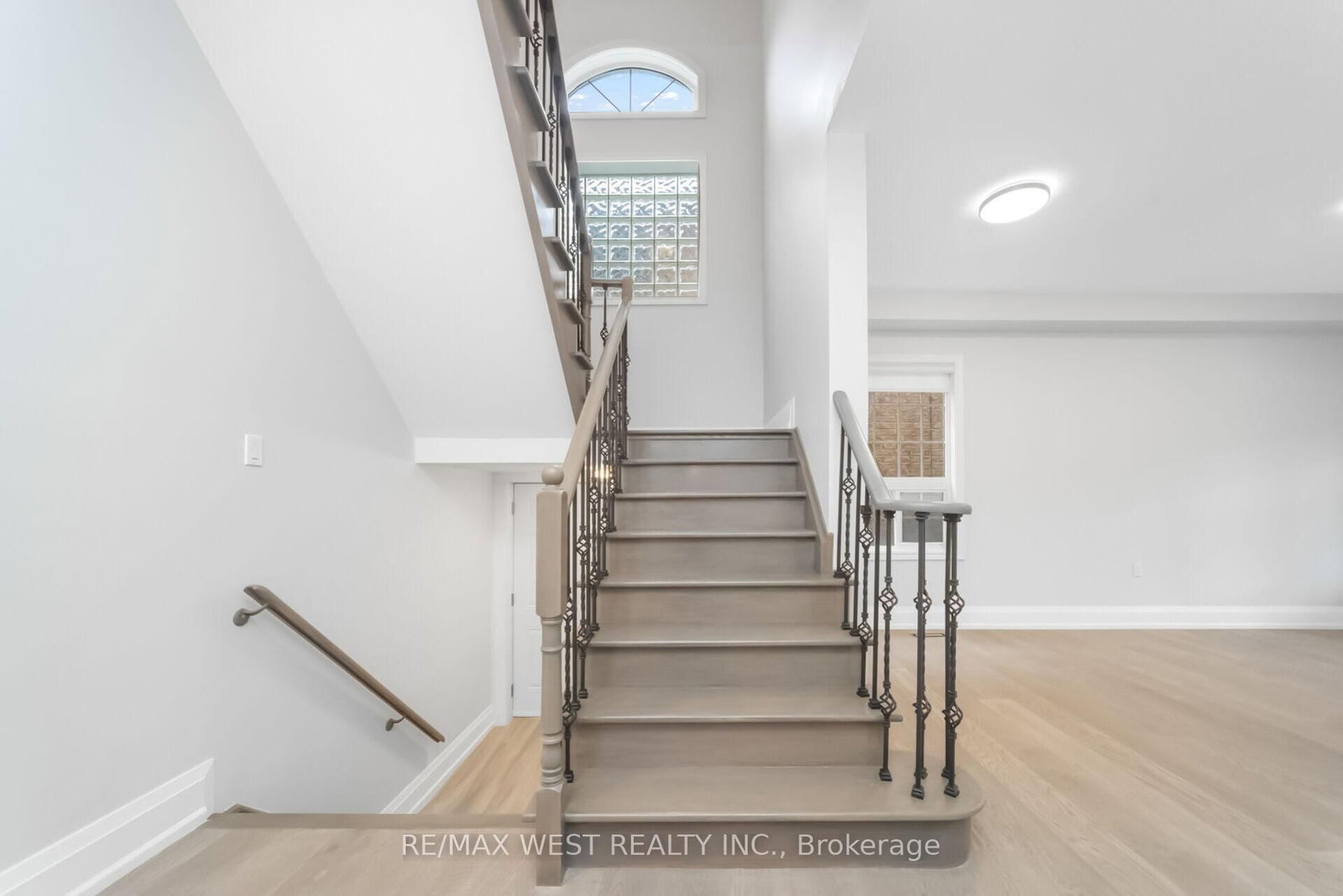 5843 Rainspring Drive • Mississauga, ON photo 21
