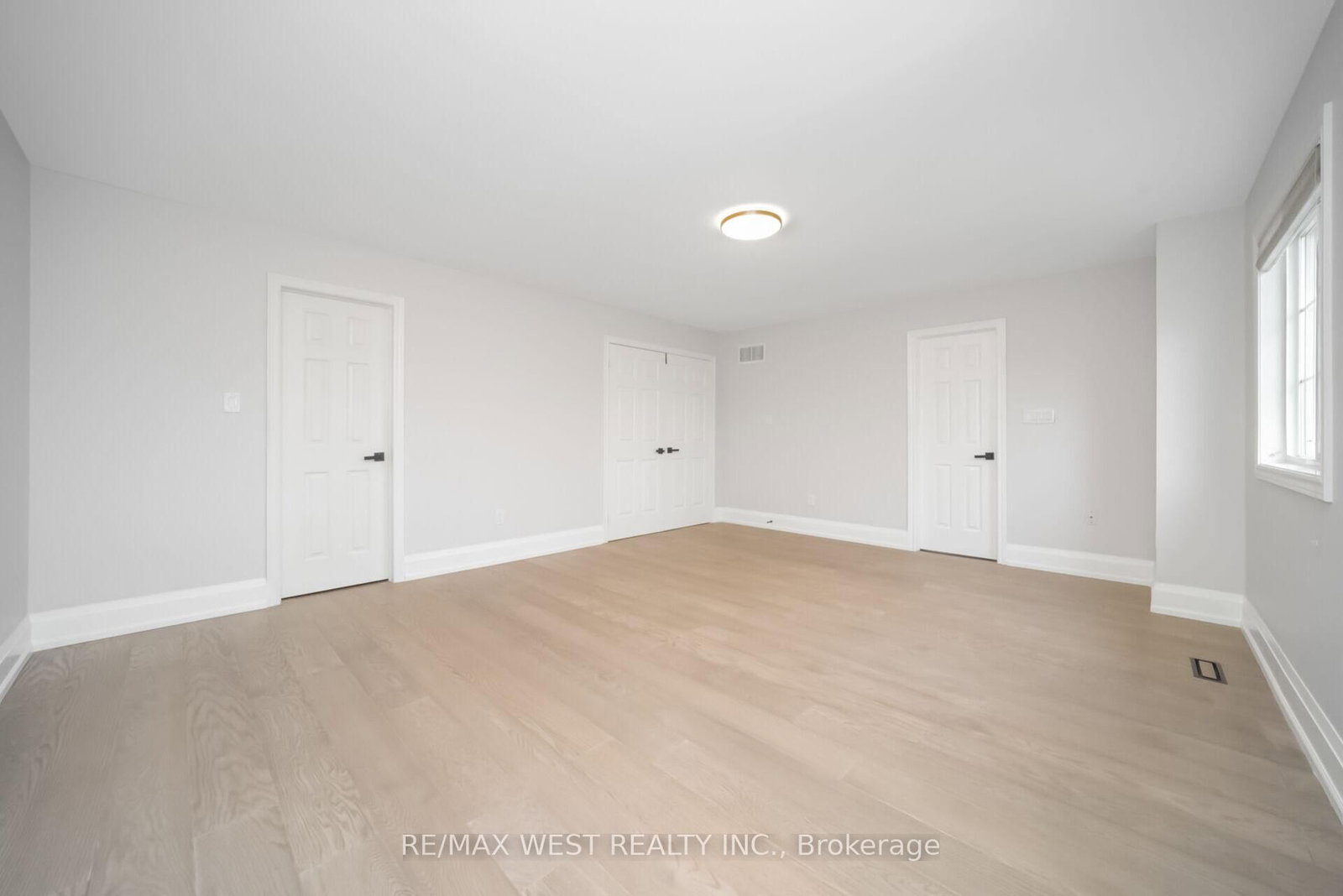 5843 Rainspring Drive • Mississauga, ON photo 25