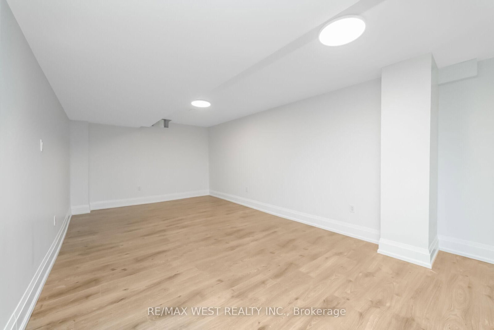 5843 Rainspring Drive • Mississauga, ON photo 37