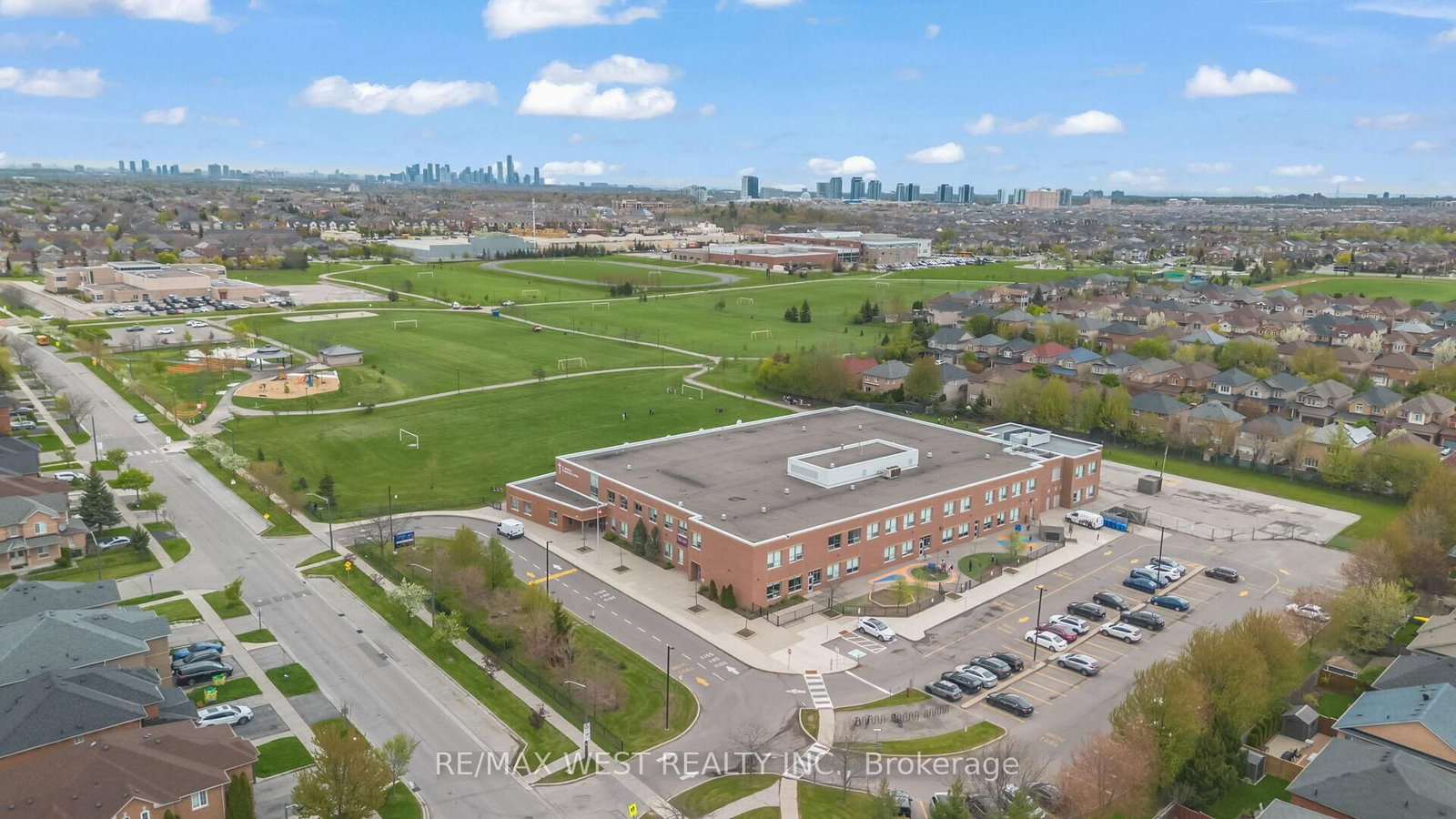 5843 Rainspring Drive • Mississauga, ON photo 47