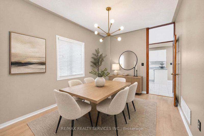703 Twain Mississauga,ON L5W 1K7 — Photo 18