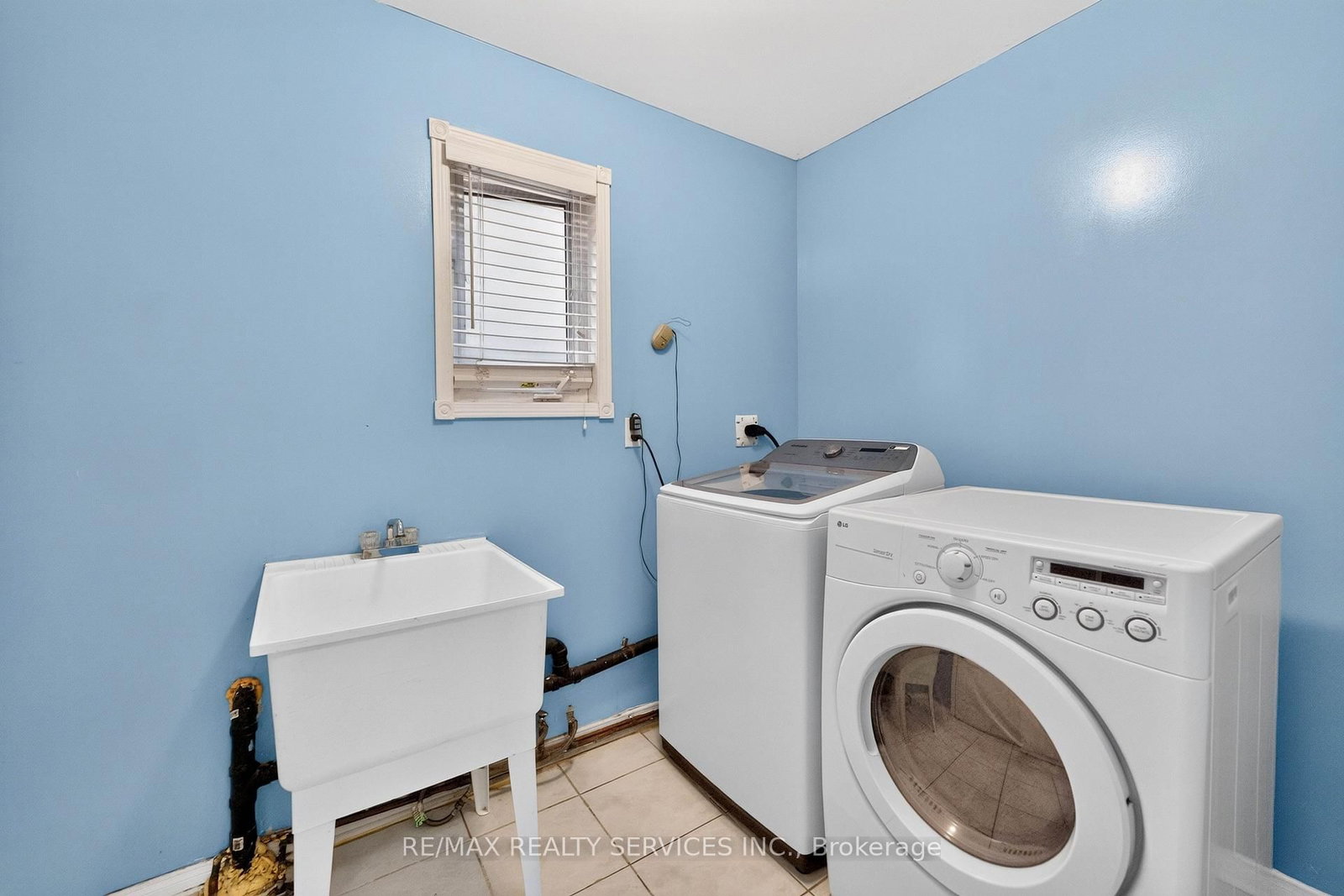 703 Twain Avenue • Mississauga, ON photo 20