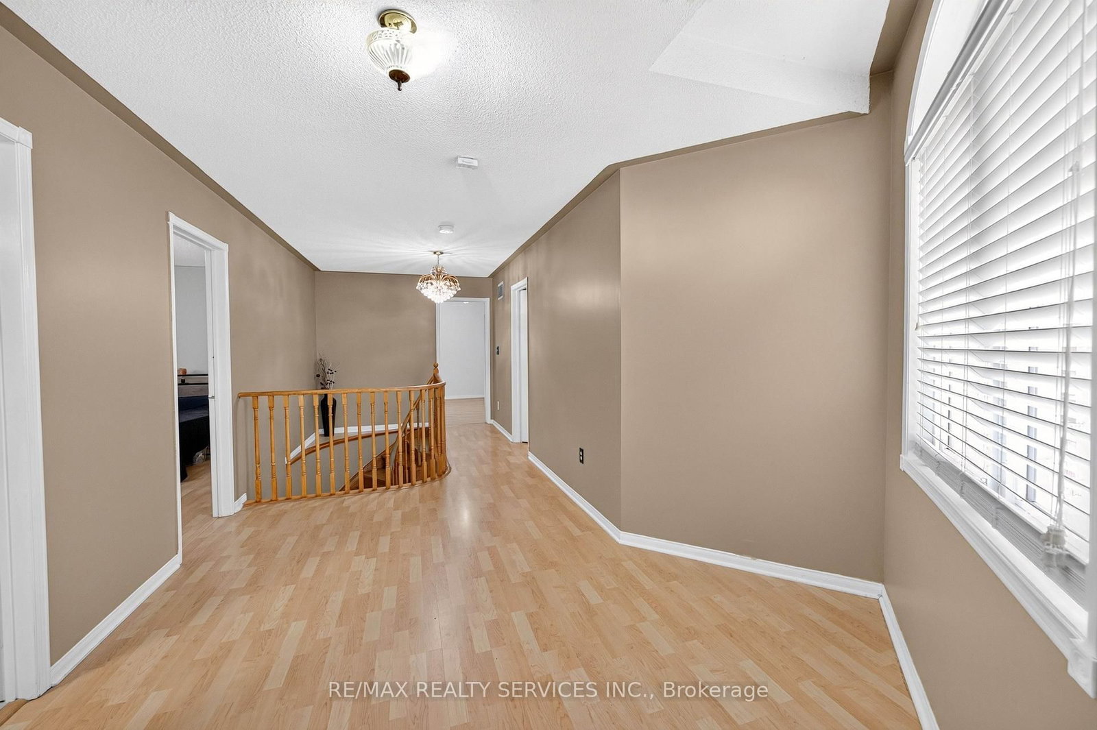 703 Twain Avenue • Mississauga, ON photo 22