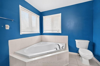703 Twain Mississauga,ON L5W 1K7 — Photo 27