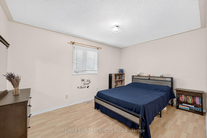 703 Twain Mississauga,ON L5W 1K7 — Photo 31
