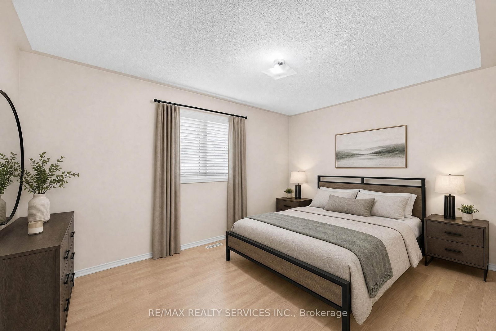 703 Twain Avenue • Mississauga, ON photo 32