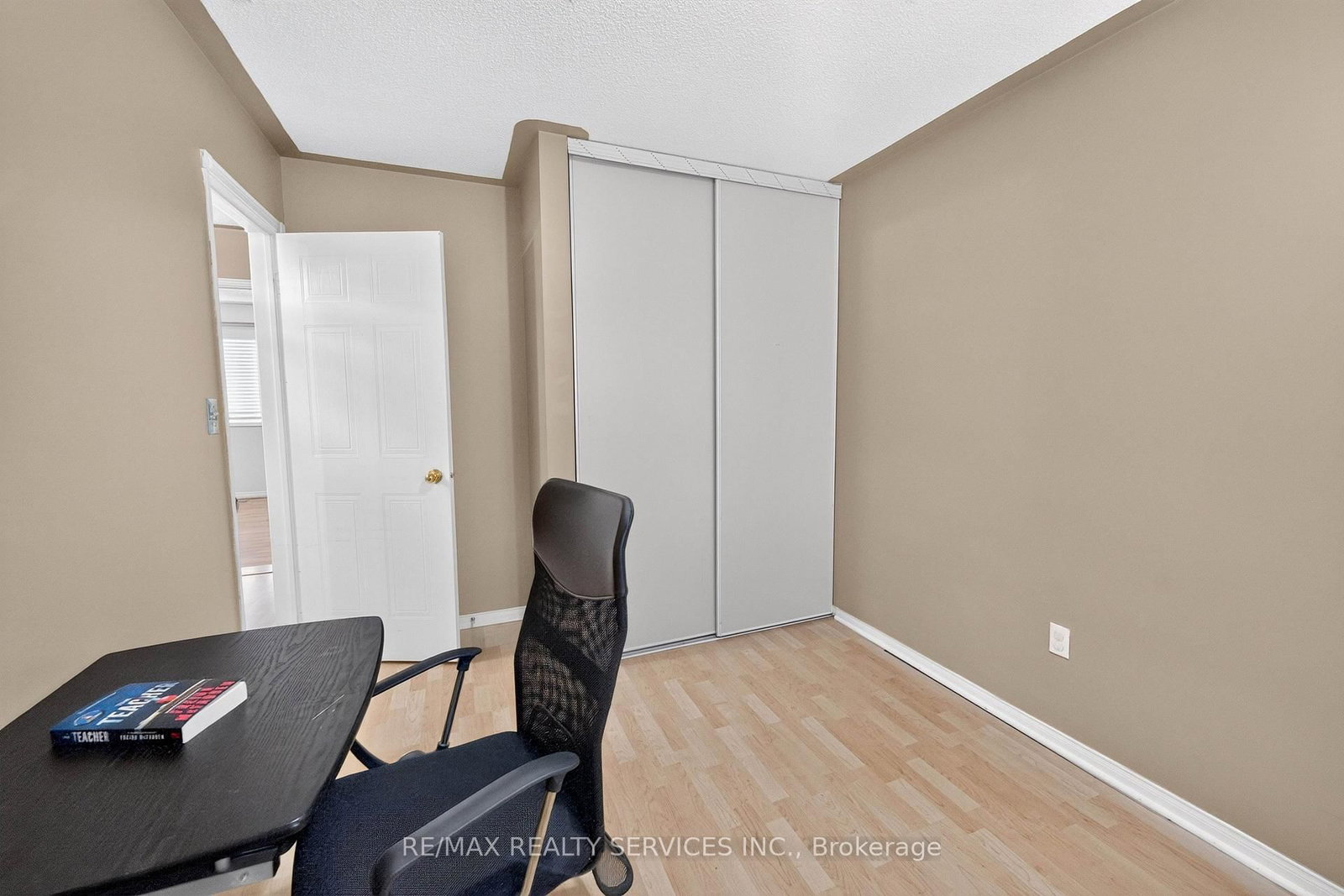 703 Twain Avenue • Mississauga, ON photo 35