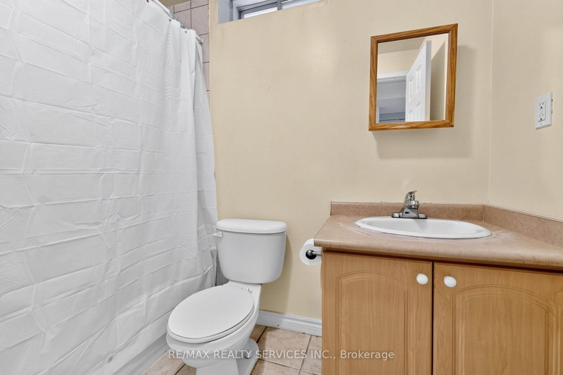 703 Twain Mississauga,ON L5W 1K7 — Photo 42