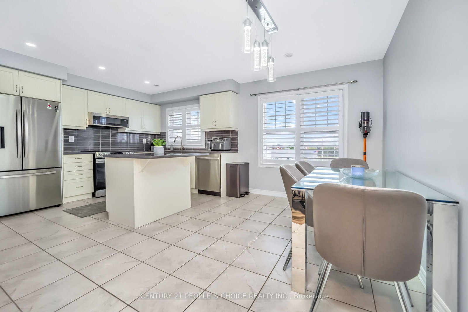 74 Metro Crescent • Brampton, ON photo 10