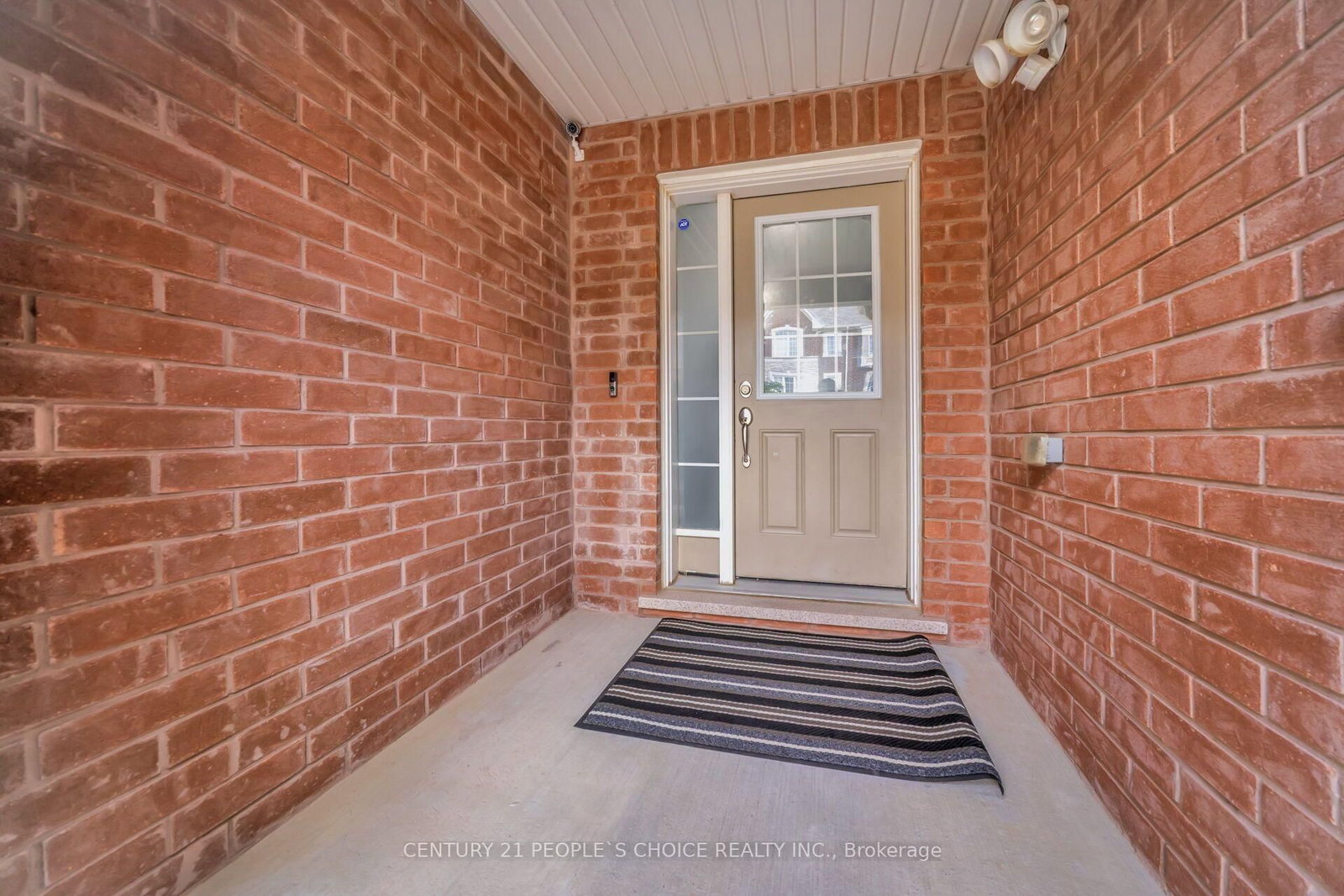 74 Metro Crescent • Brampton, ON photo 5