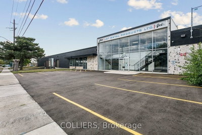 Industrial for lease at 36-38 Milvan Drive, Toronto, Ontario, M9L 1Z3 - Humber Summit - MLS: W13768602