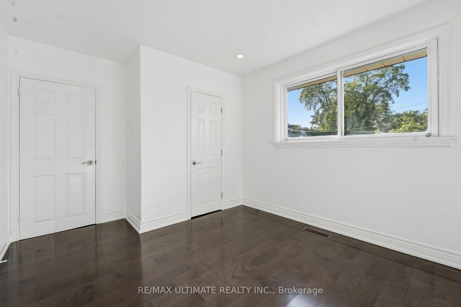 130 Thistle Down Boulevard • Toronto, ON photo 21
