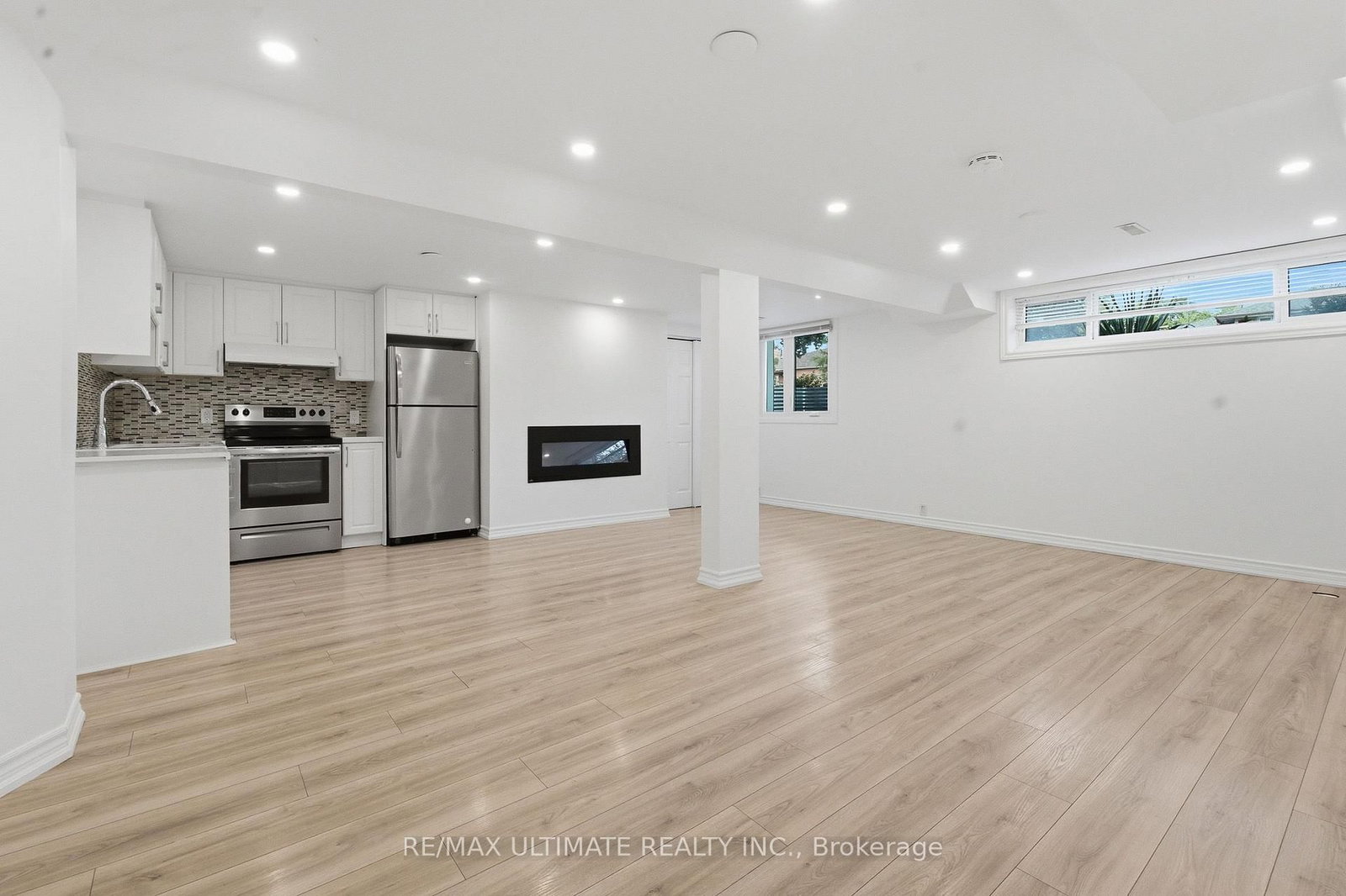 130 Thistle Down Boulevard • Toronto, ON photo 26