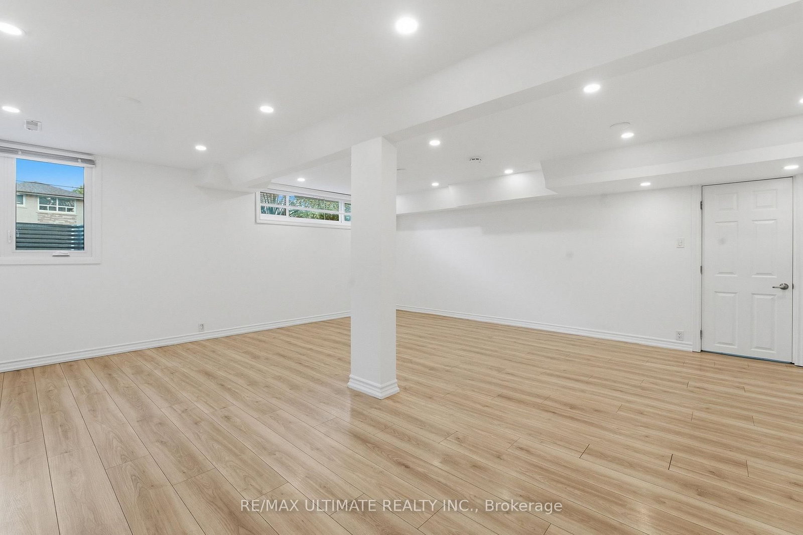 130 Thistle Down Boulevard • Toronto, ON photo 30