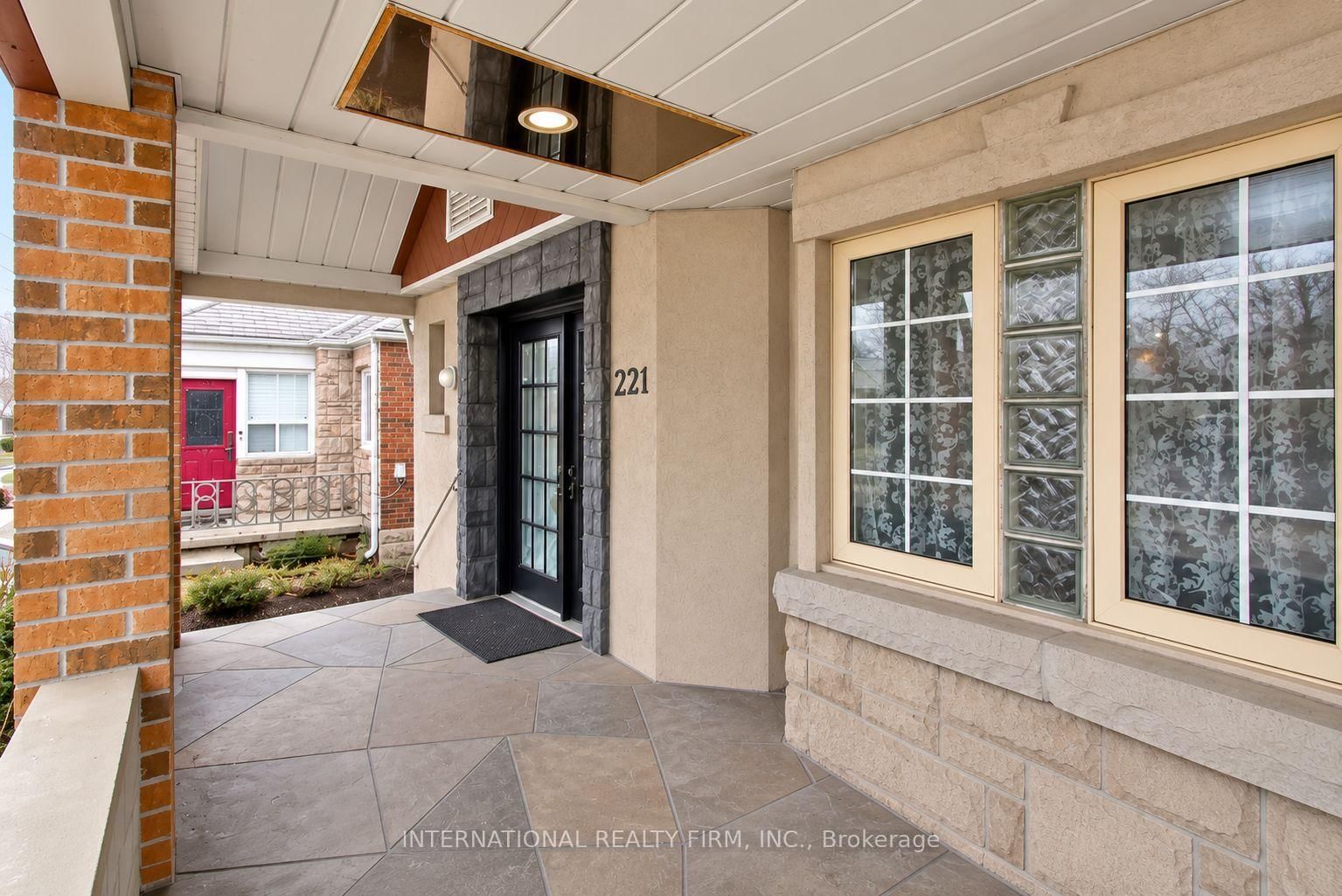 221 Church Street • Toronto, ON photo 14