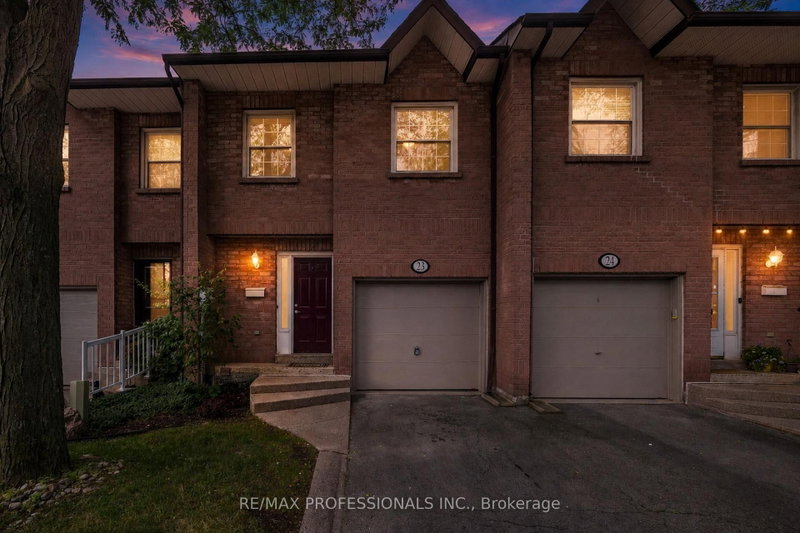 23 - 2004 Glenada Crescent