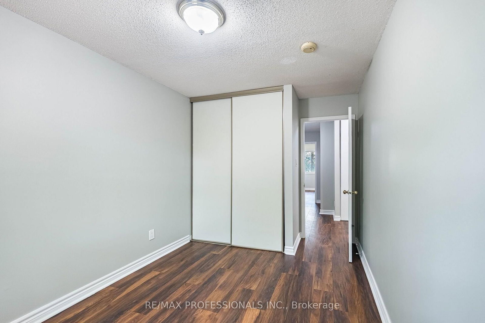 2004 Glenada Crescent • #23 • Oakville, ON photo 35