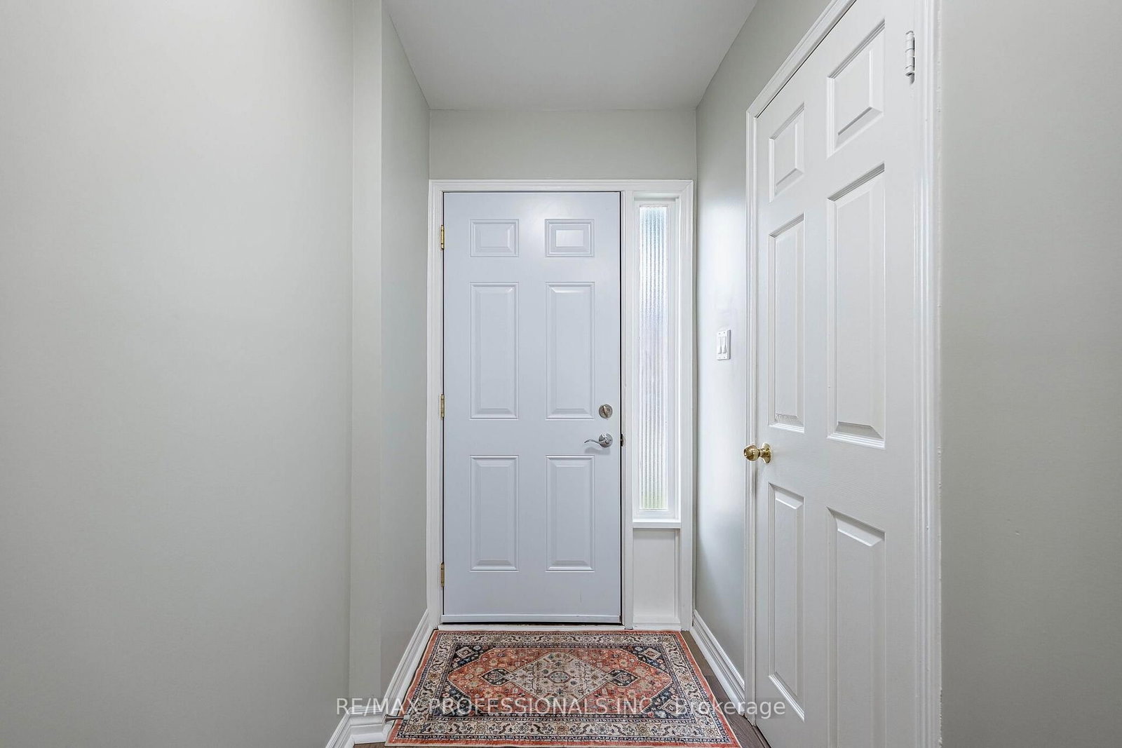 2004 Glenada Crescent • #23 • Oakville, ON photo 4