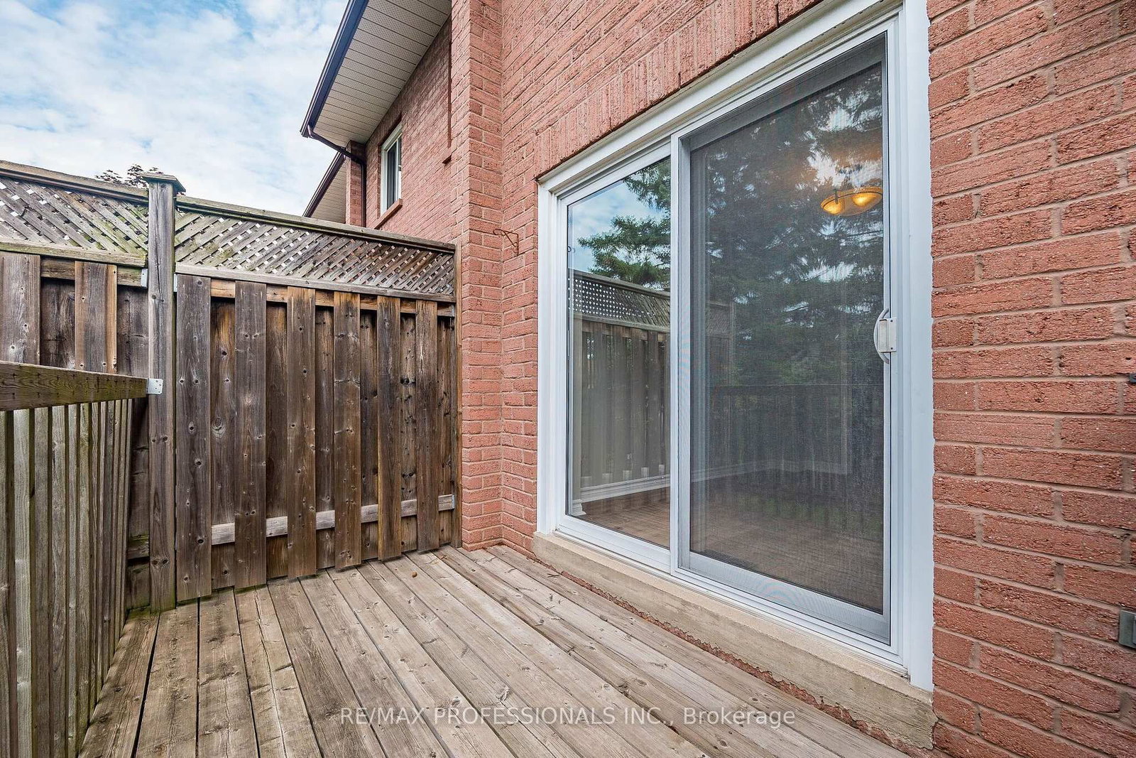 2004 Glenada Crescent • #23 • Oakville, ON photo 42