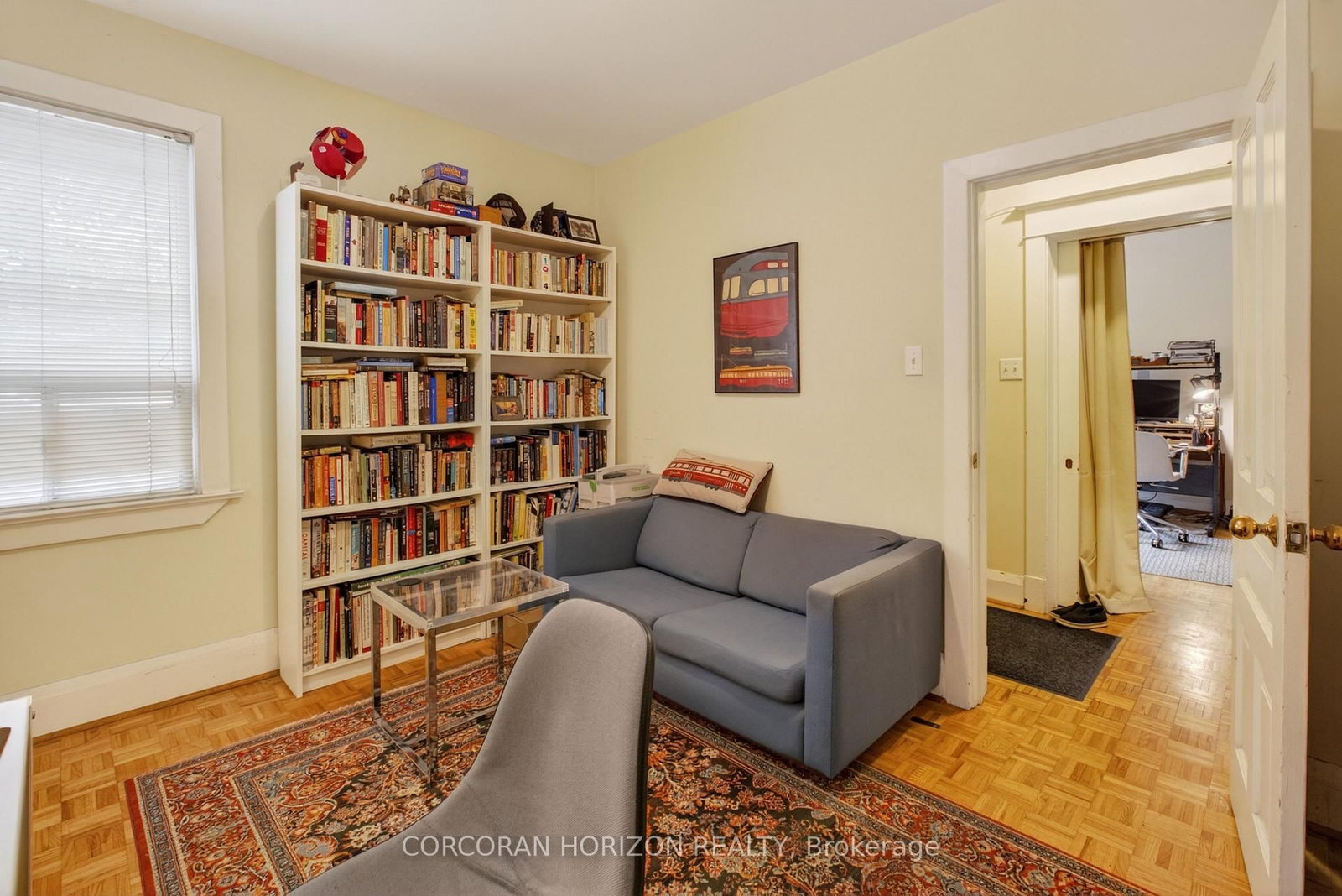 355 Parkside Drive • Toronto, ON photo 10