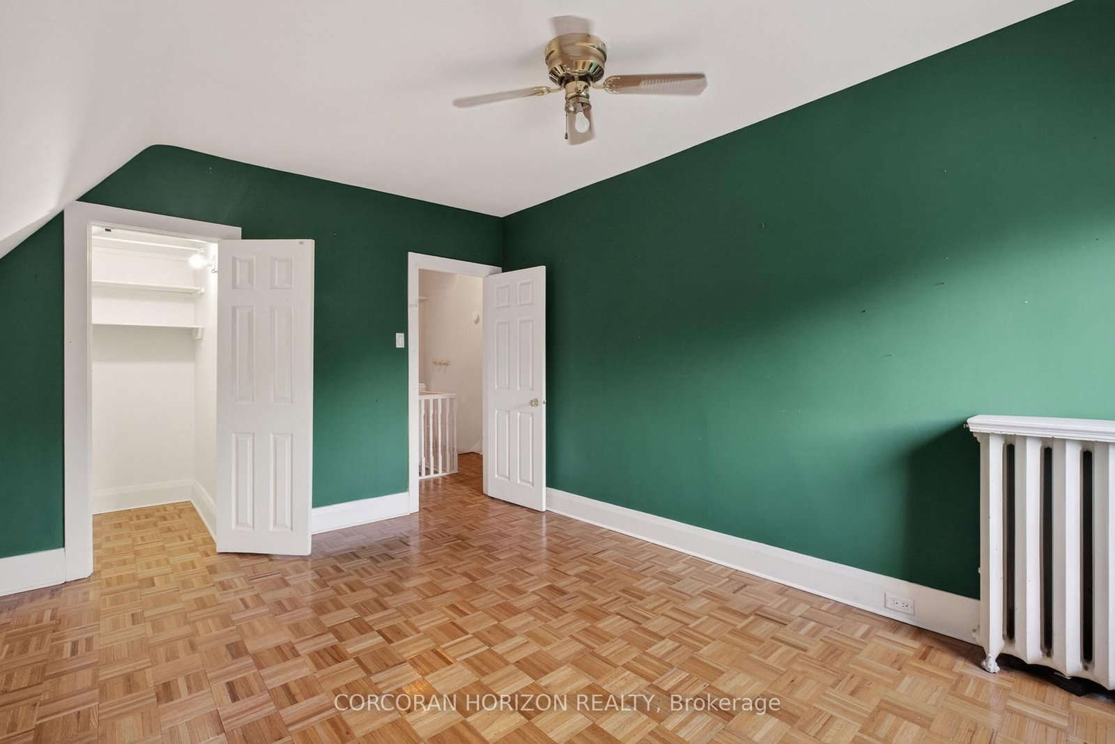 355 Parkside Drive • Toronto, ON photo 32