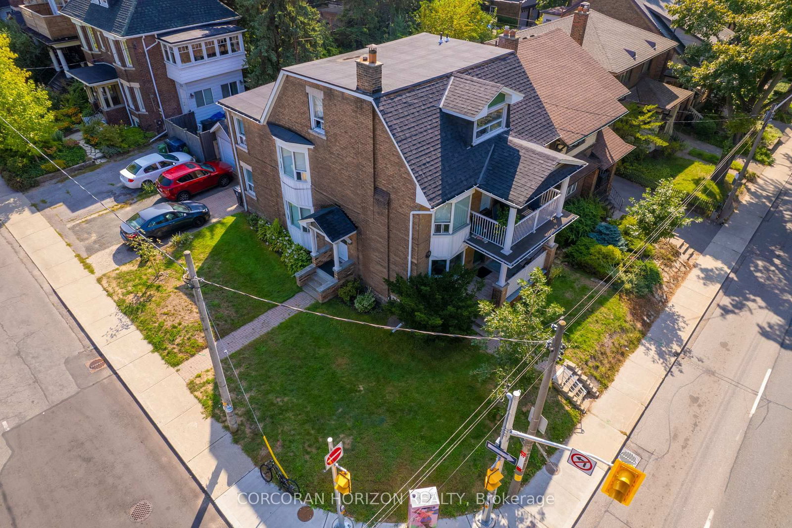 355 Parkside Drive • Toronto, ON photo 41