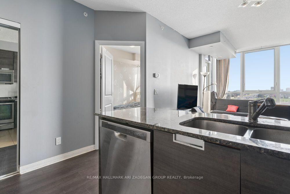 75 Eglinton Avenue W • #505 • Mississauga, ON photo 14