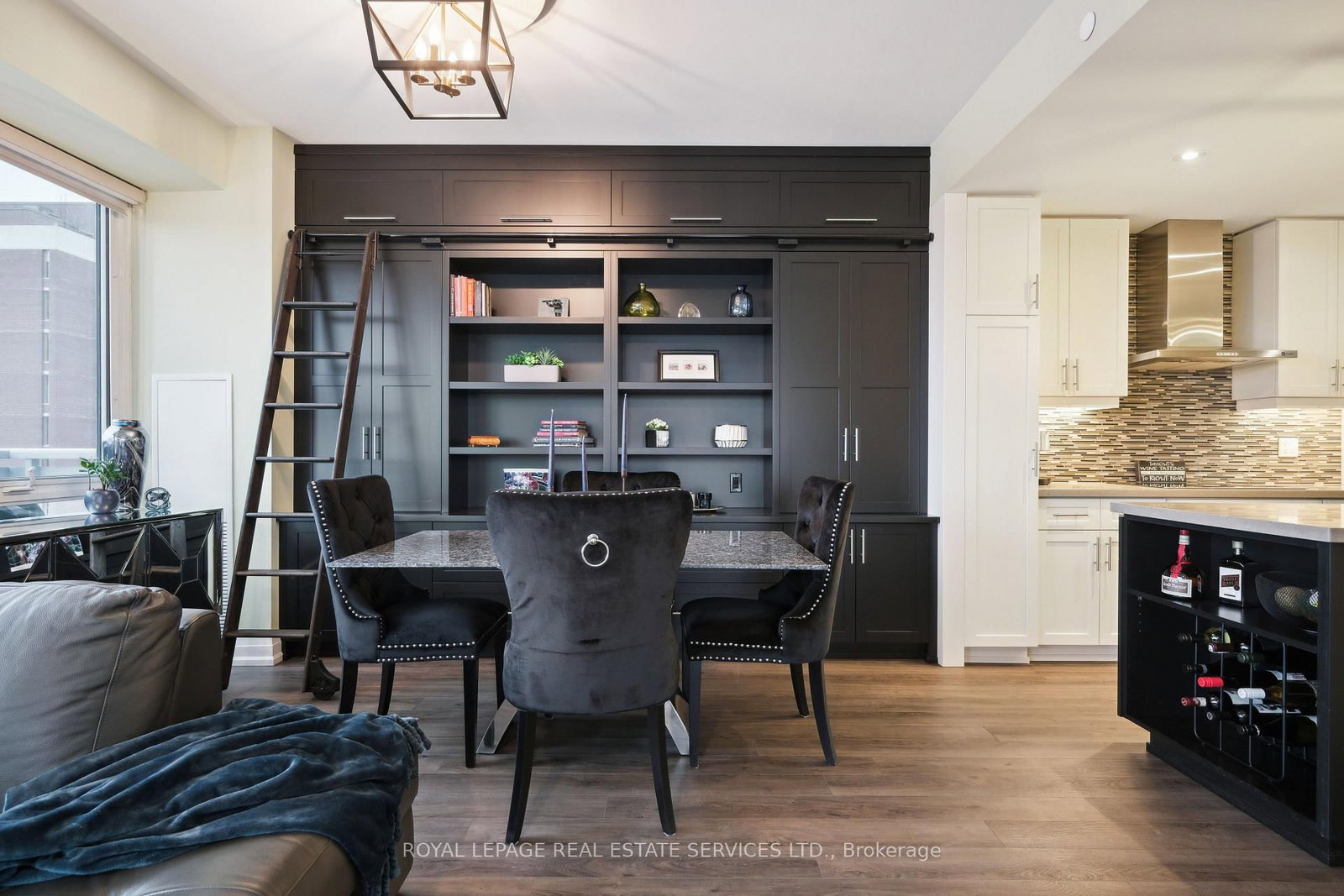 2025 Maria Street • #902 • Burlington, ON photo 14