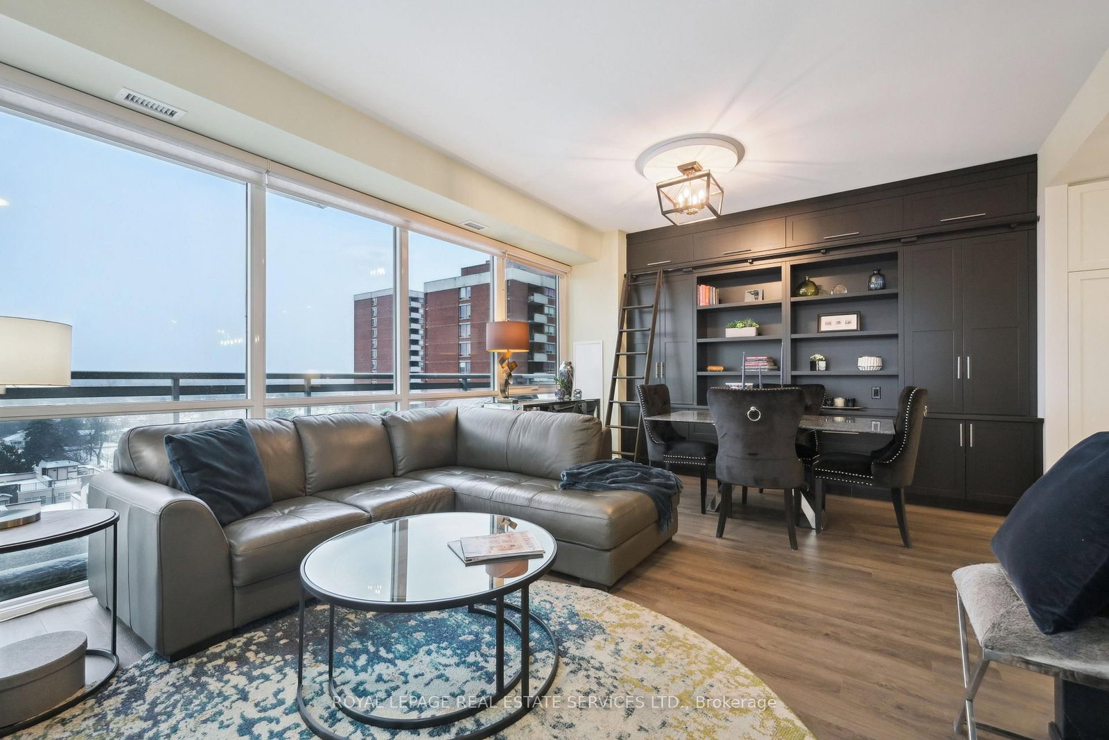 2025 Maria Street • #902 • Burlington, ON photo 17