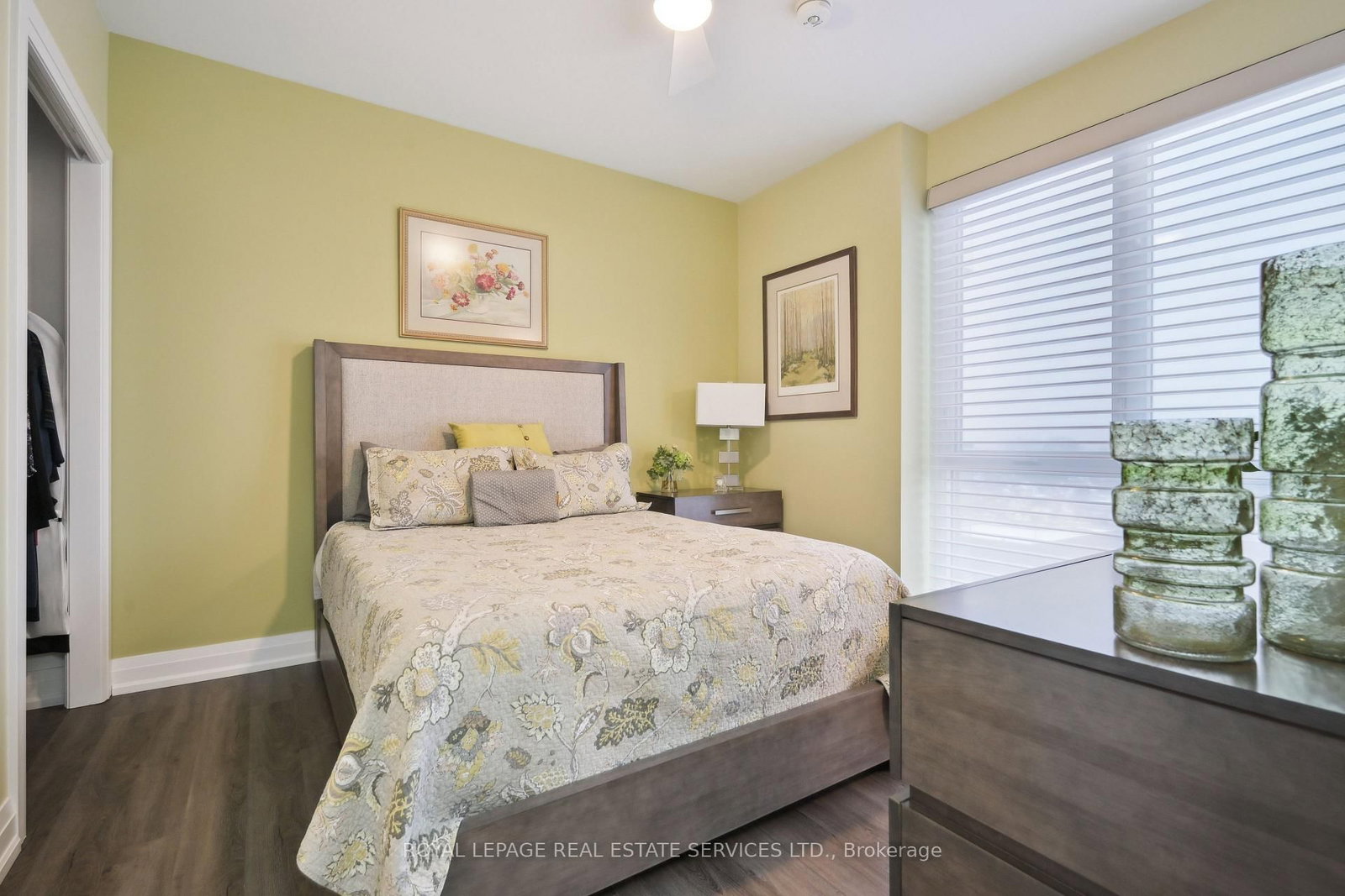 2025 Maria Street • #902 • Burlington, ON photo 25