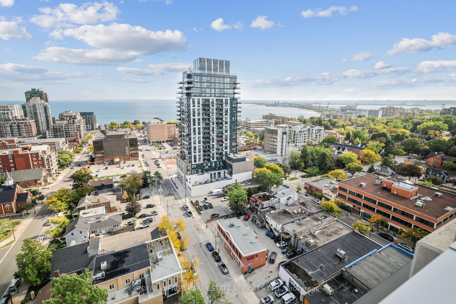 2025 Maria Street • #902 • Burlington, ON photo 34
