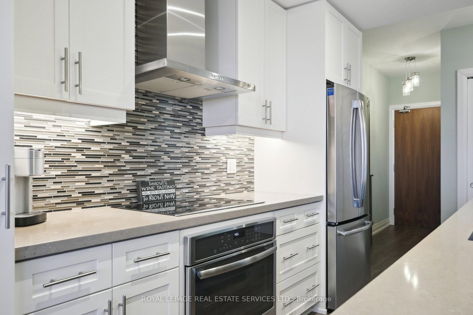 2025 Maria Street • #902 • Burlington, ON photo 9