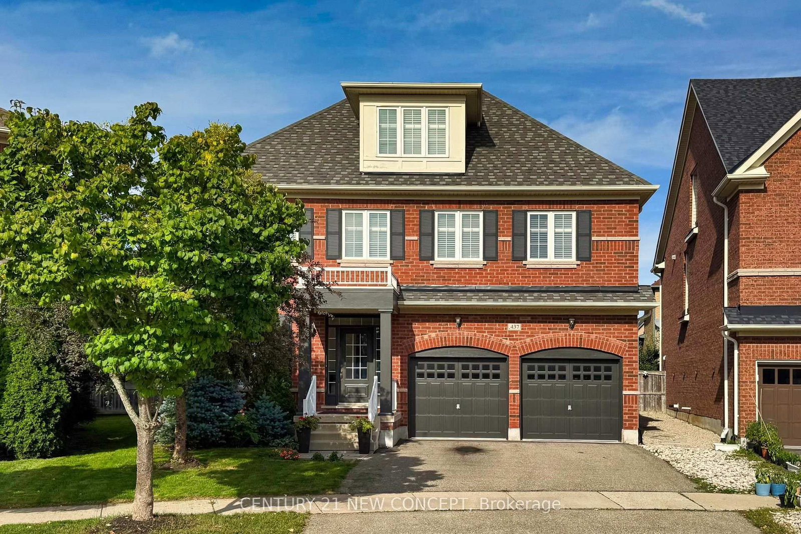437 Stringer Circle • Milton, ON photo 1
