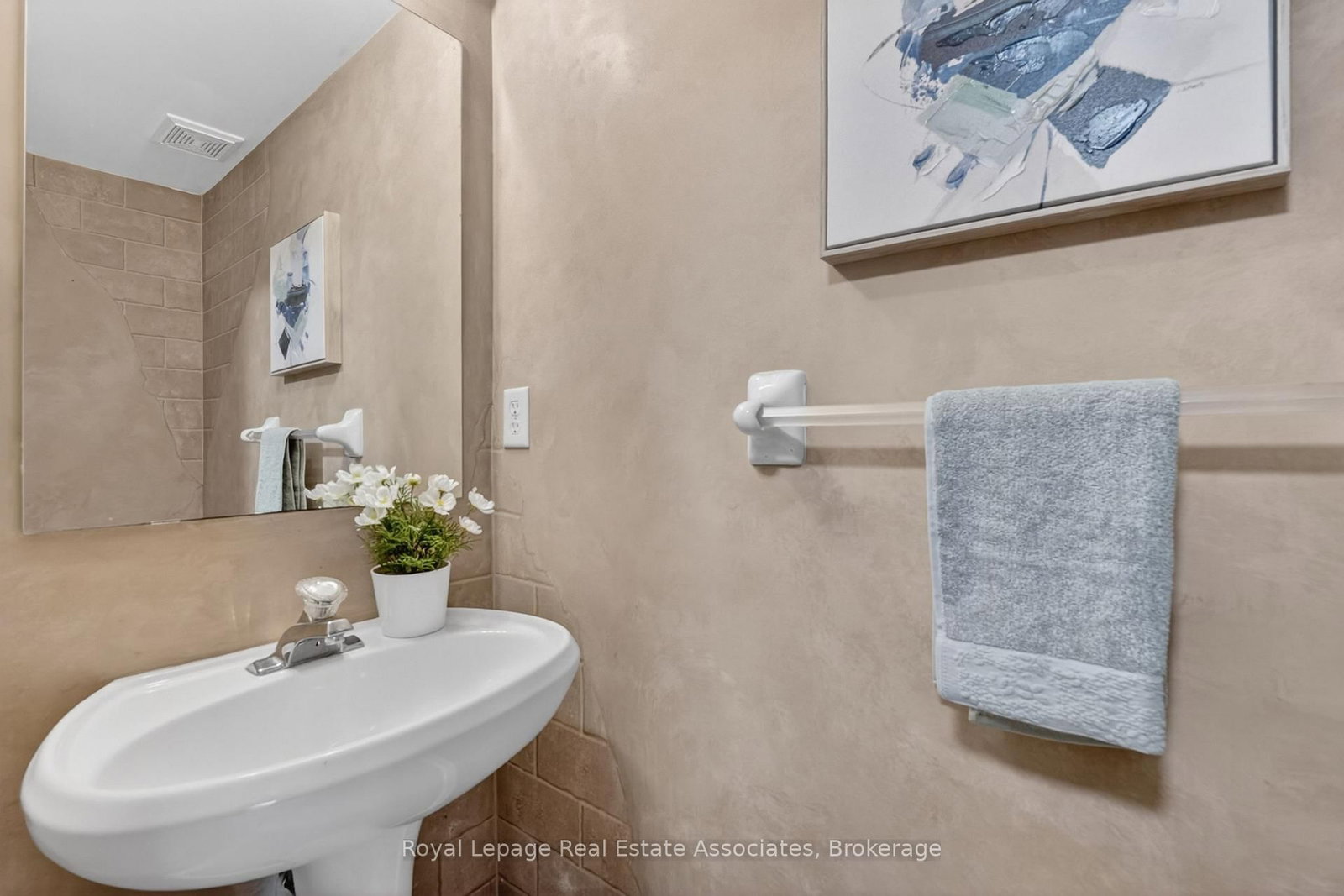 36 Palomino Trail • #18 • Halton Hills, ON photo 10