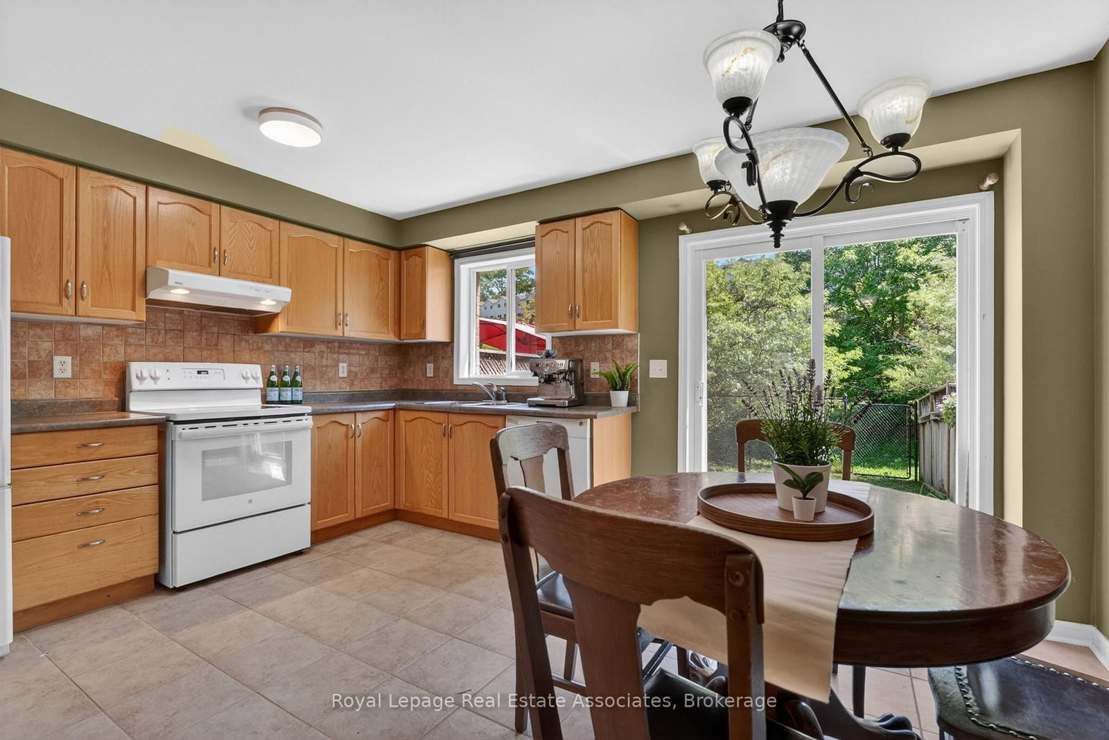 36 Palomino Trail • #18 • Halton Hills, ON photo 17