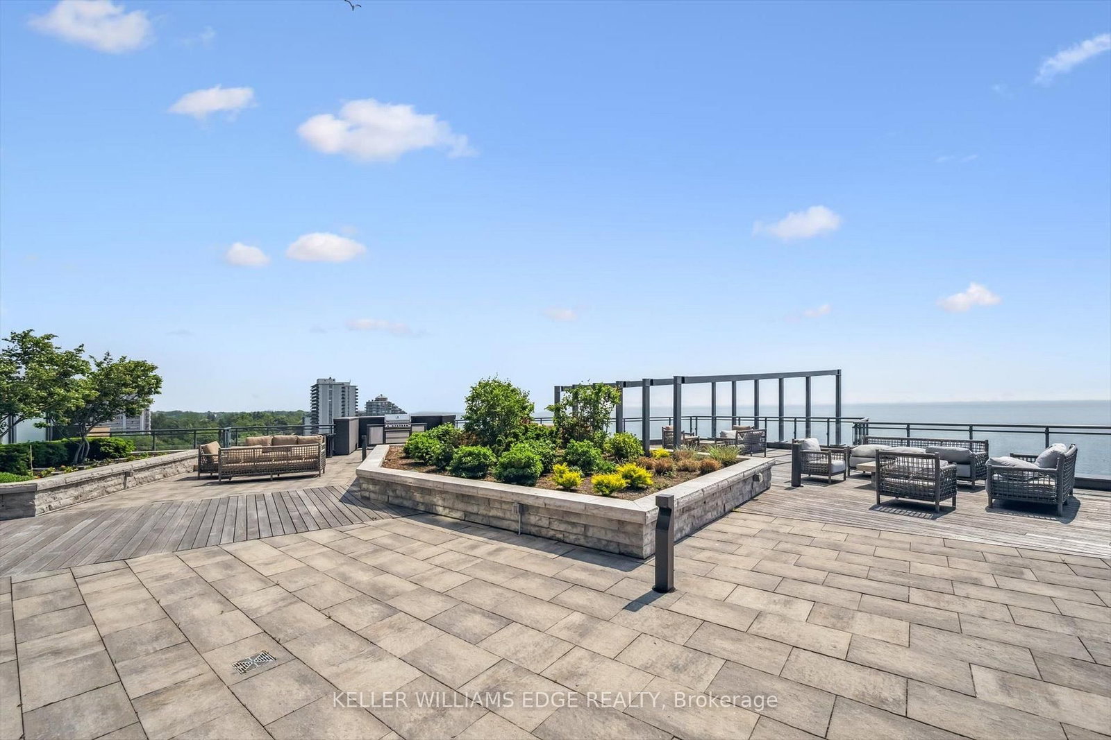 2060 Lakeshore Road • #202 • Burlington, ON photo 14