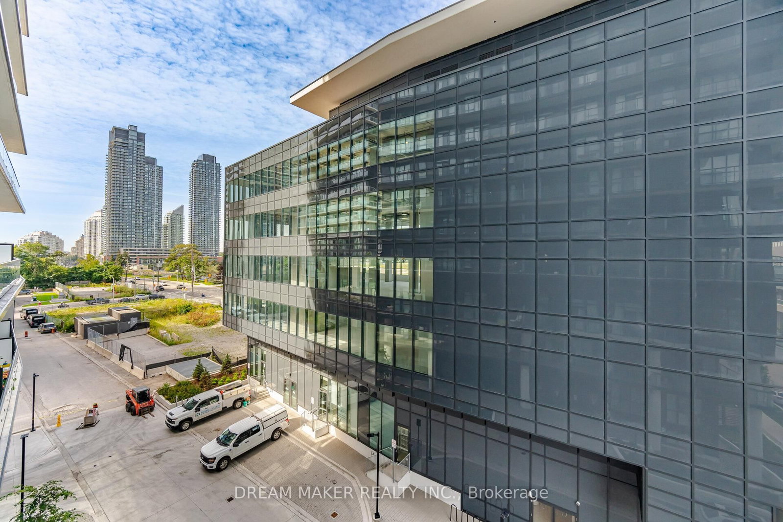 38 Annie Craig Drive • #511 • Toronto, ON photo 30