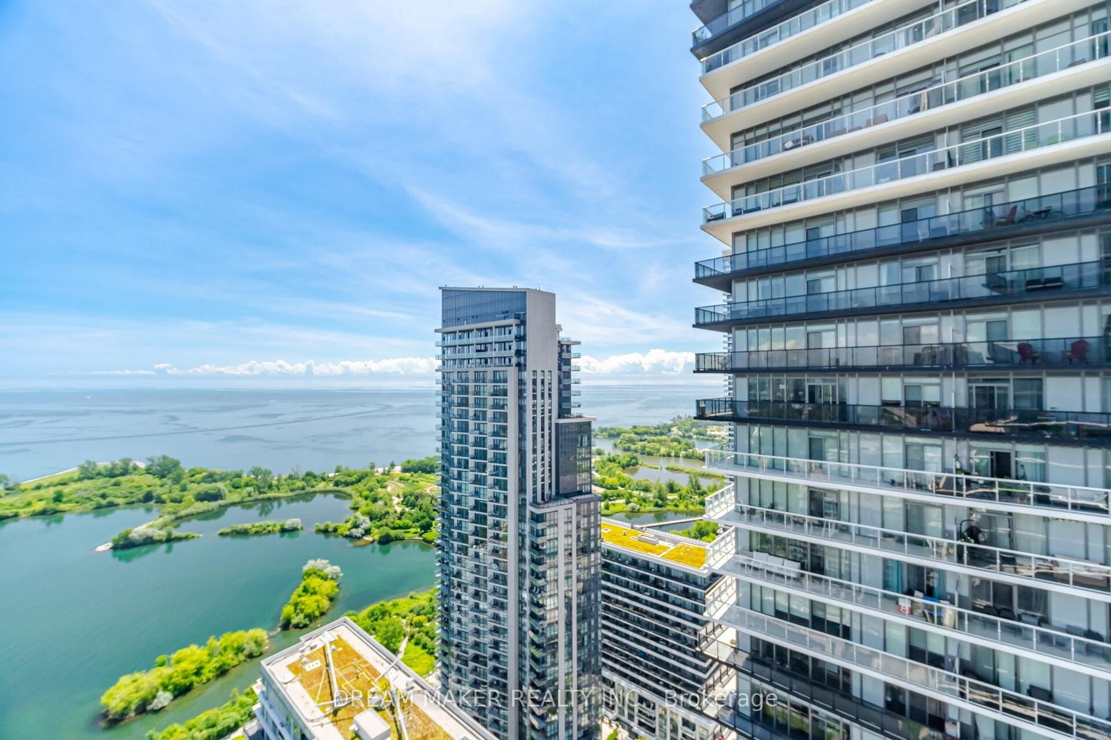 38 Annie Craig Drive • #511 • Toronto, ON photo 34