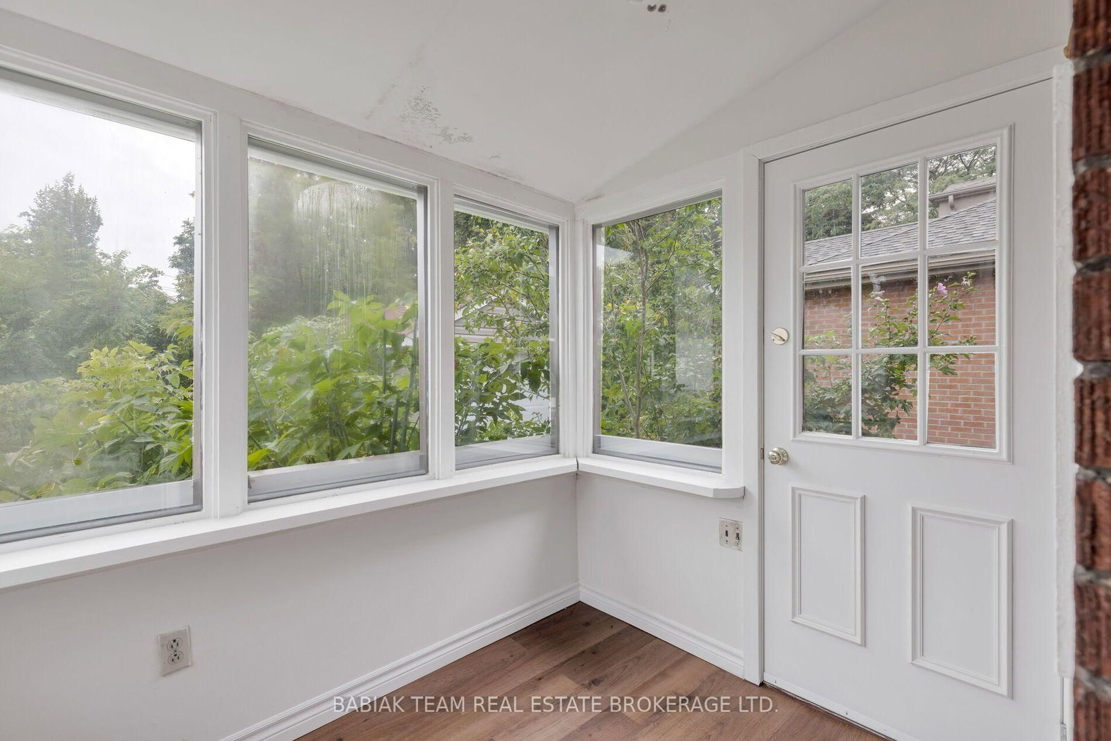 1 Rambert Crescent • Toronto, ON photo 12