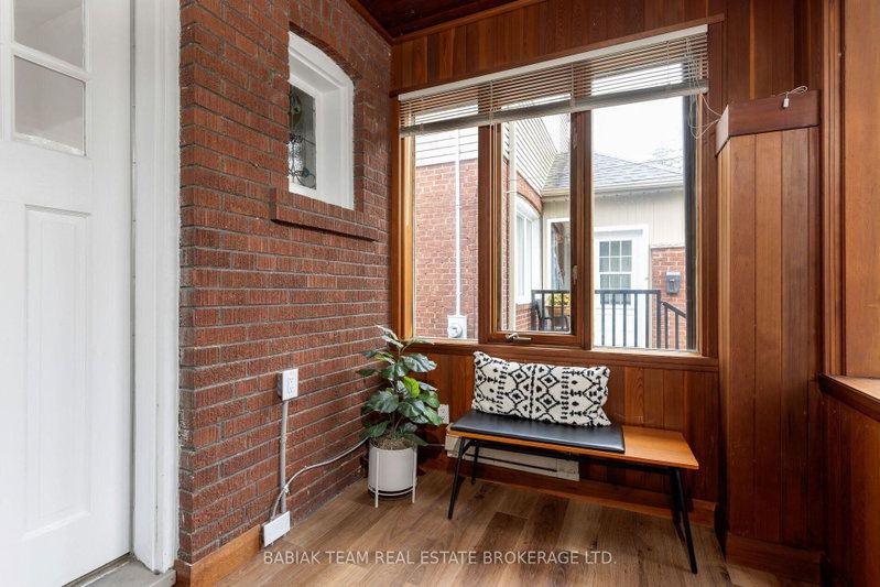 1 Rambert Crescent