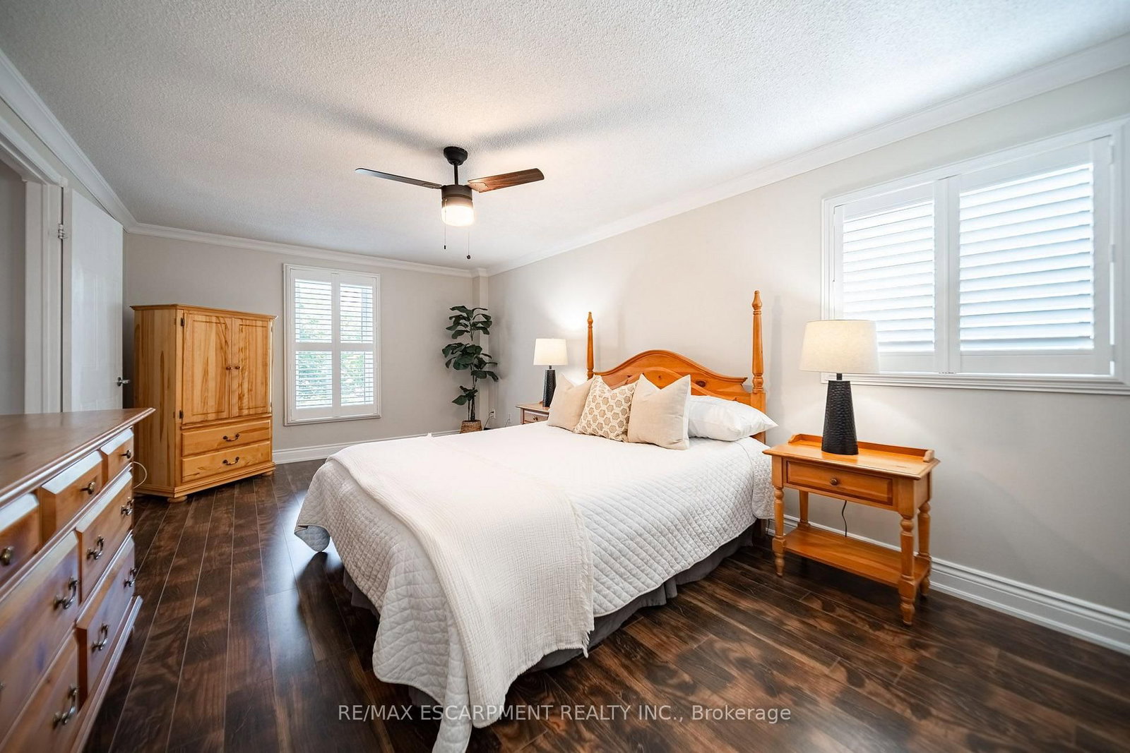 3212 Pinemeadow Drive • Burlington, ON photo 22
