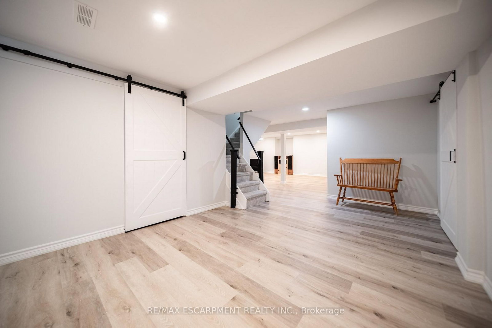 3212 Pinemeadow Drive • Burlington, ON photo 31