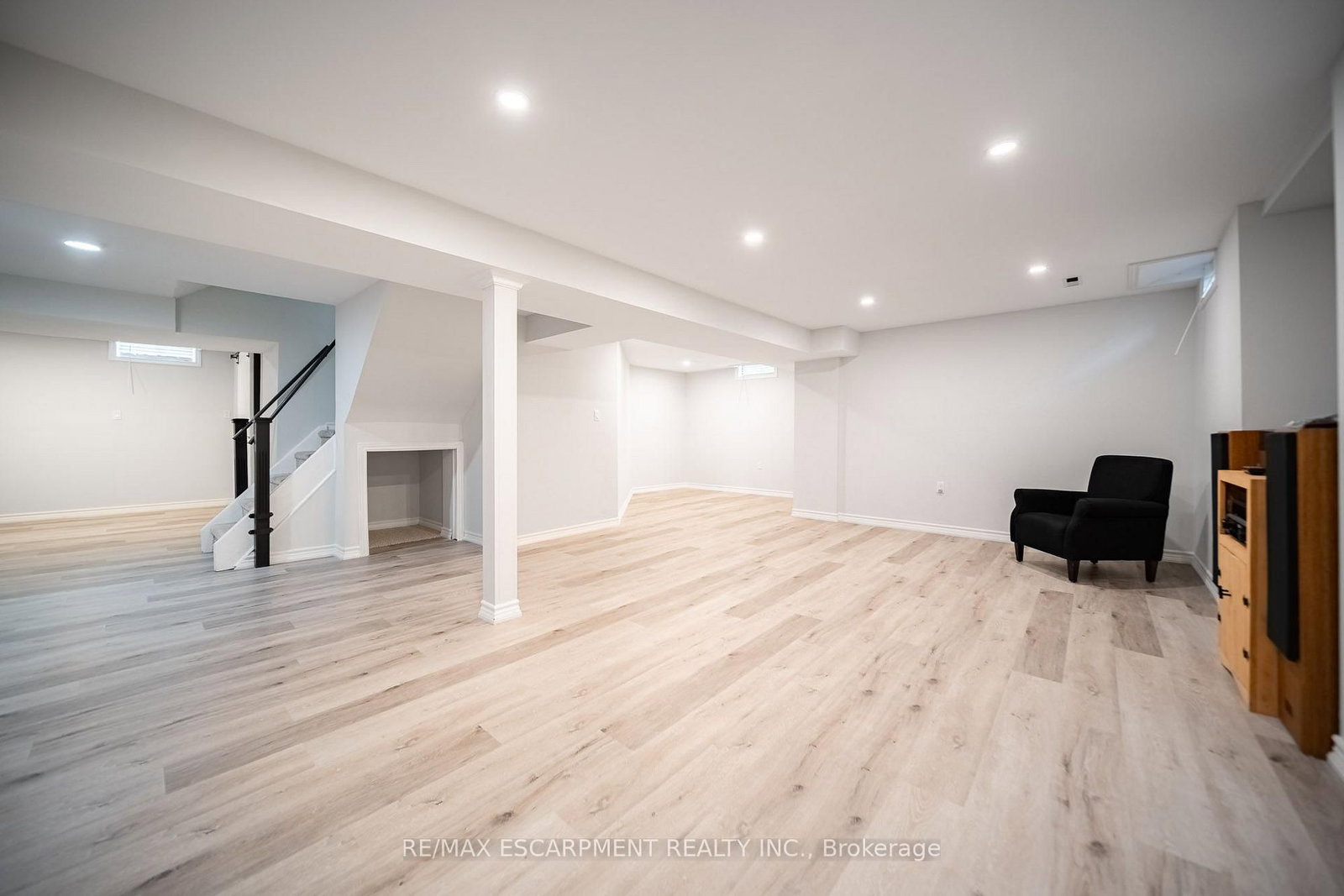 3212 Pinemeadow Drive • Burlington, ON photo 33