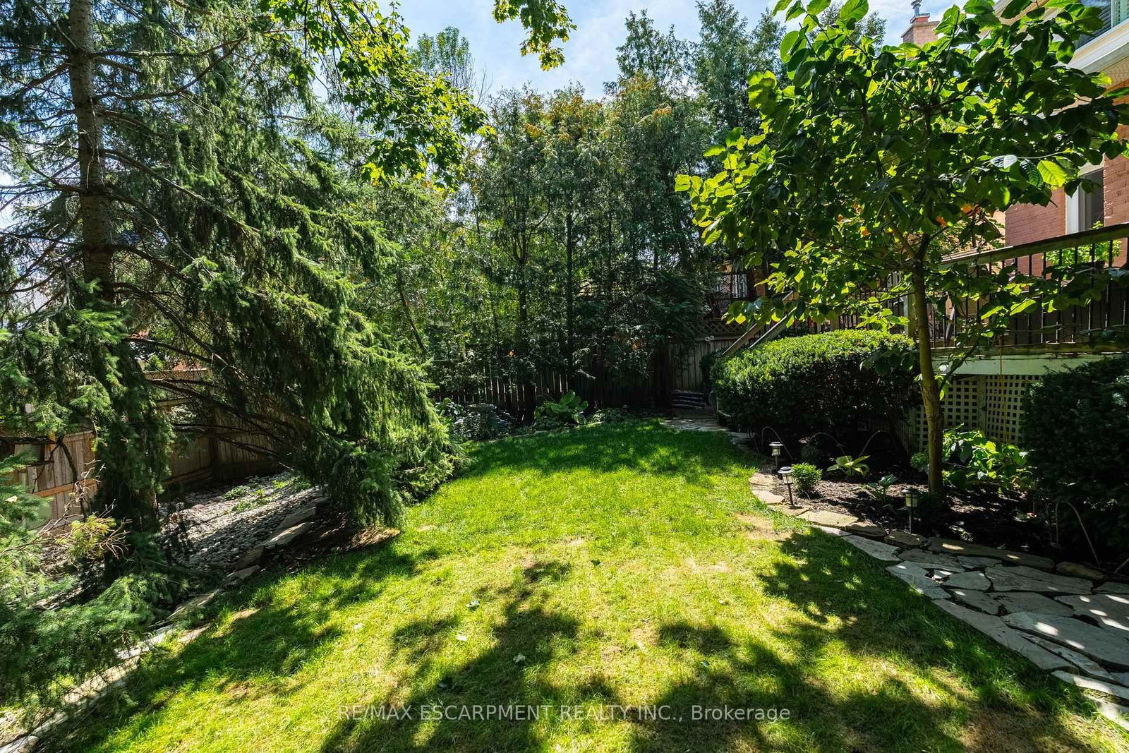 3212 Pinemeadow Drive • Burlington, ON photo 40
