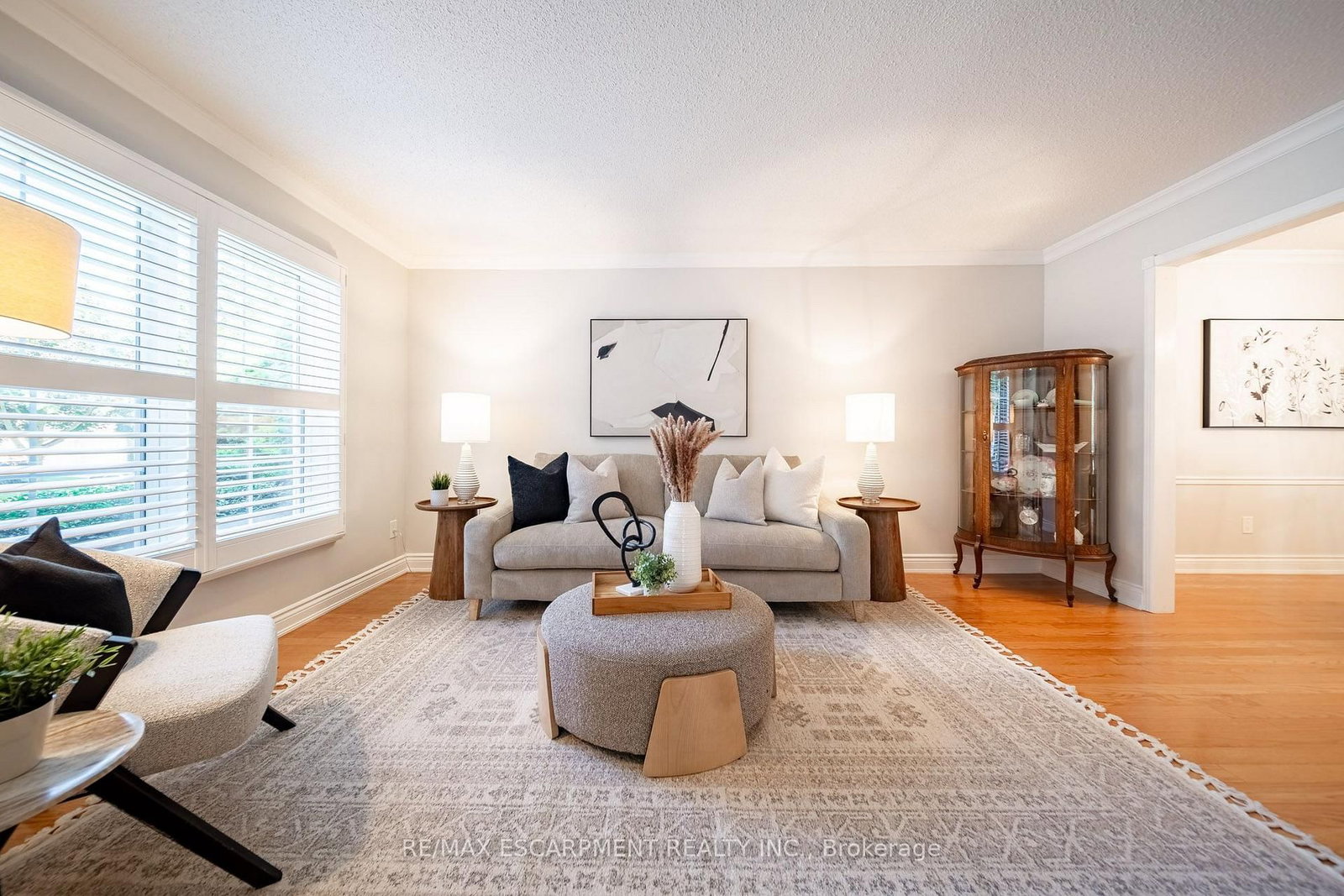 3212 Pinemeadow Drive • Burlington, ON photo 6