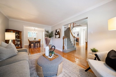 3212 Pinemeadow Drive • Burlington, ON photo 9