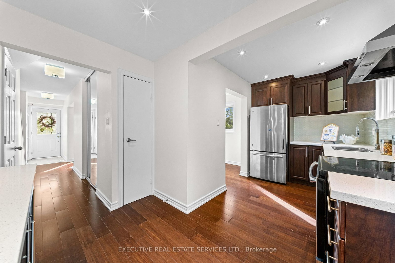 100 Centre Street N • Brampton, ON photo 16