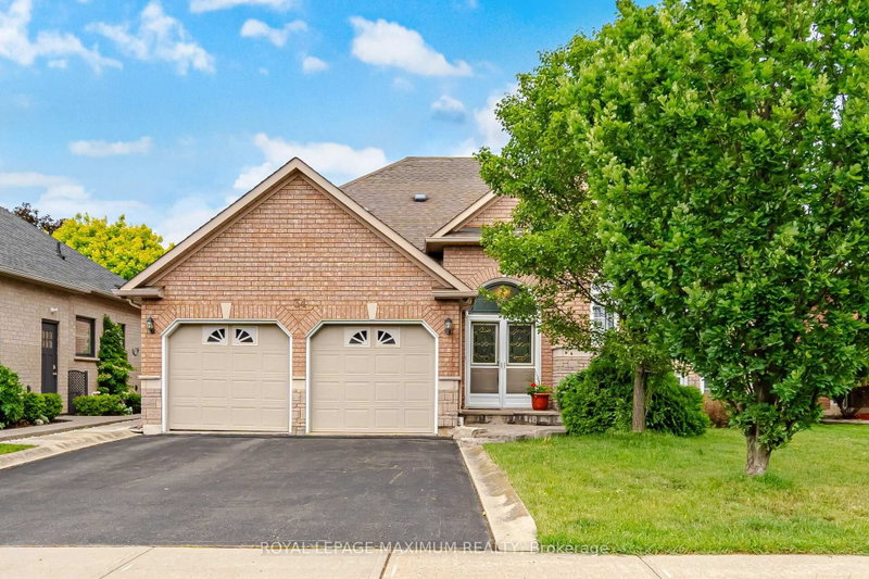 34 Kirkwood Crescent